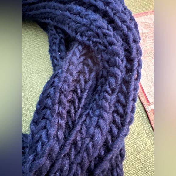 Infinity Scarf Crochet Pattern - Picture 2 of 2